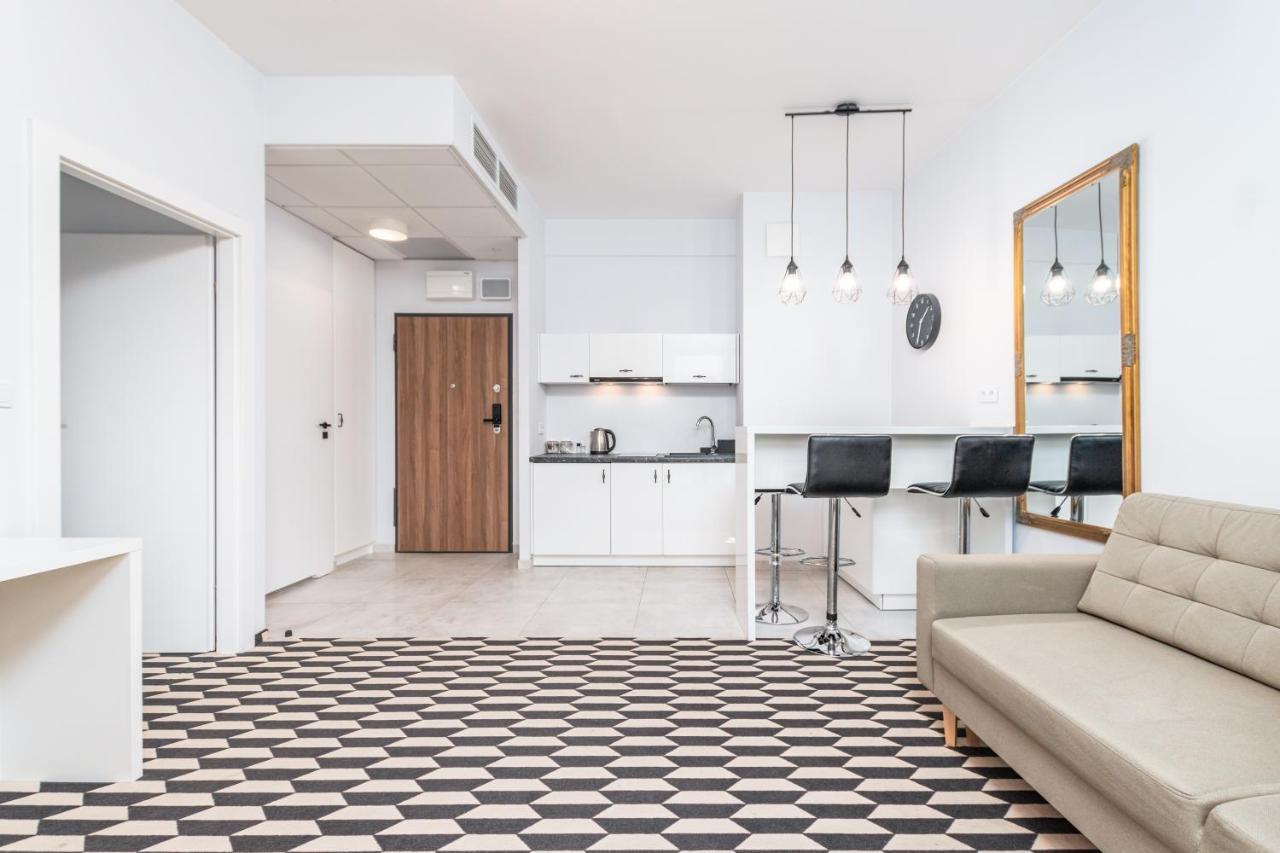 Prymasa Tysiaclecia 83A C - D By Homeprime Warsaw Luaran gambar