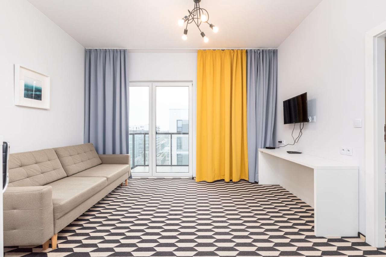 Prymasa Tysiaclecia 83A C - D By Homeprime Warsaw Luaran gambar