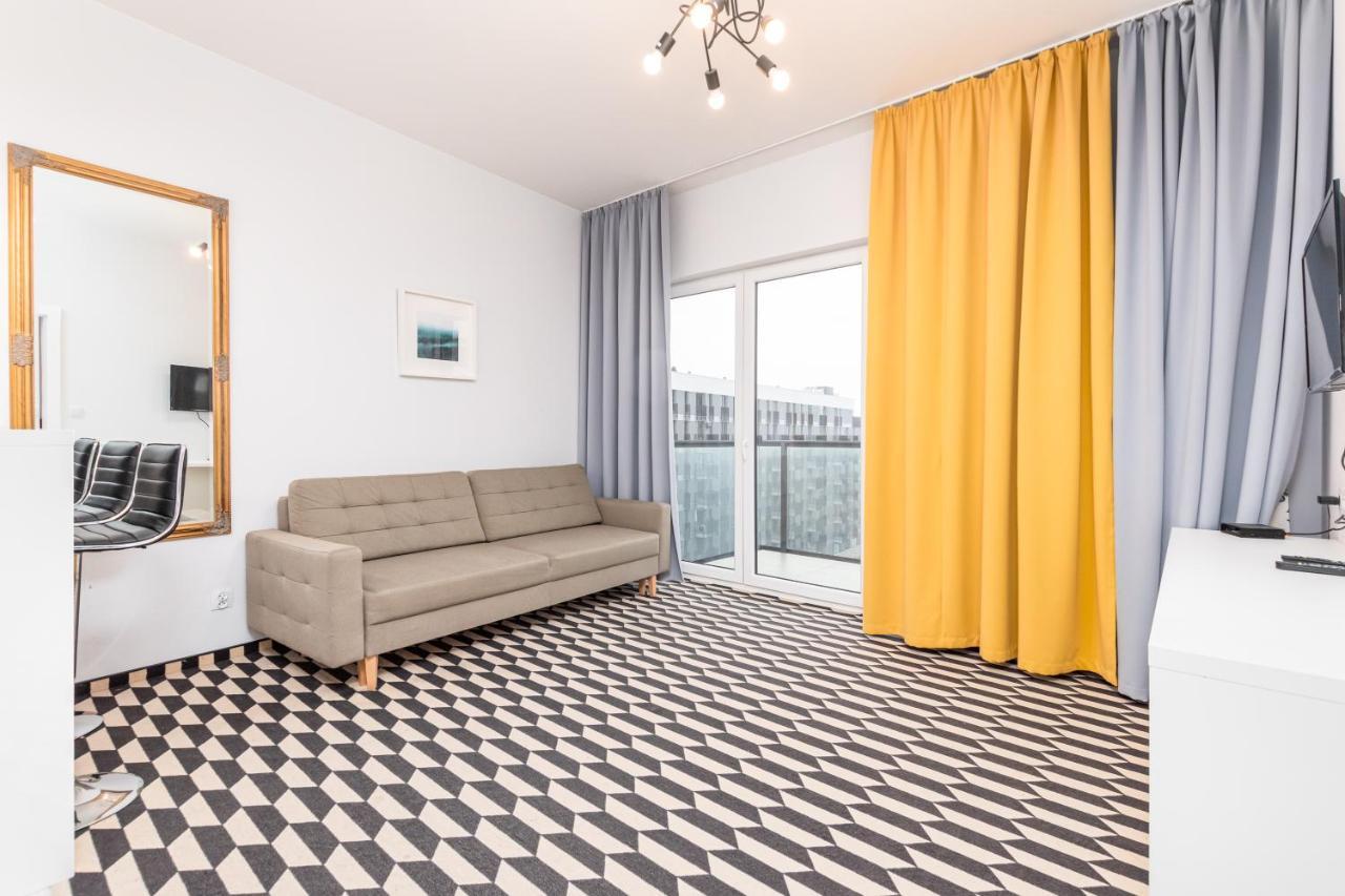 Prymasa Tysiaclecia 83A C - D By Homeprime Warsaw Luaran gambar