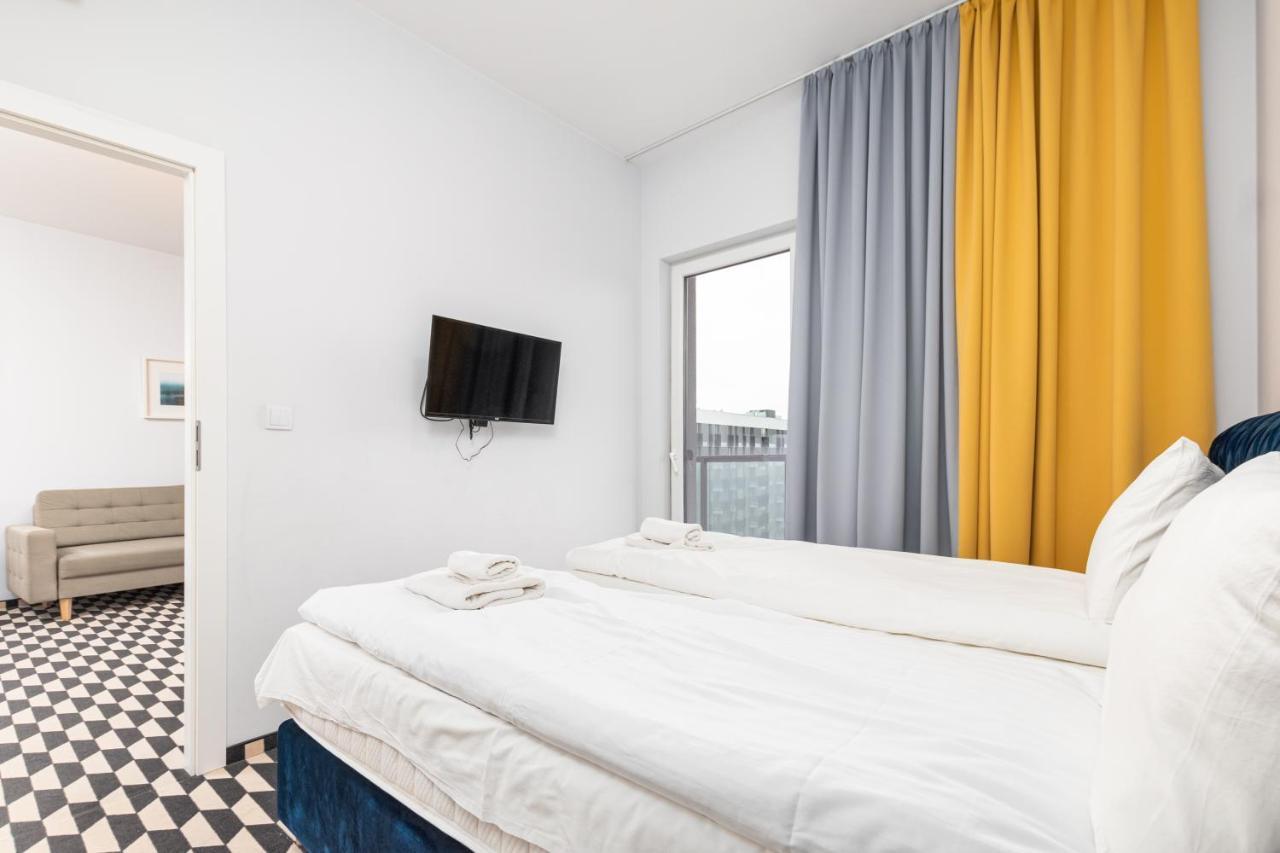 Prymasa Tysiaclecia 83A C - D By Homeprime Warsaw Luaran gambar