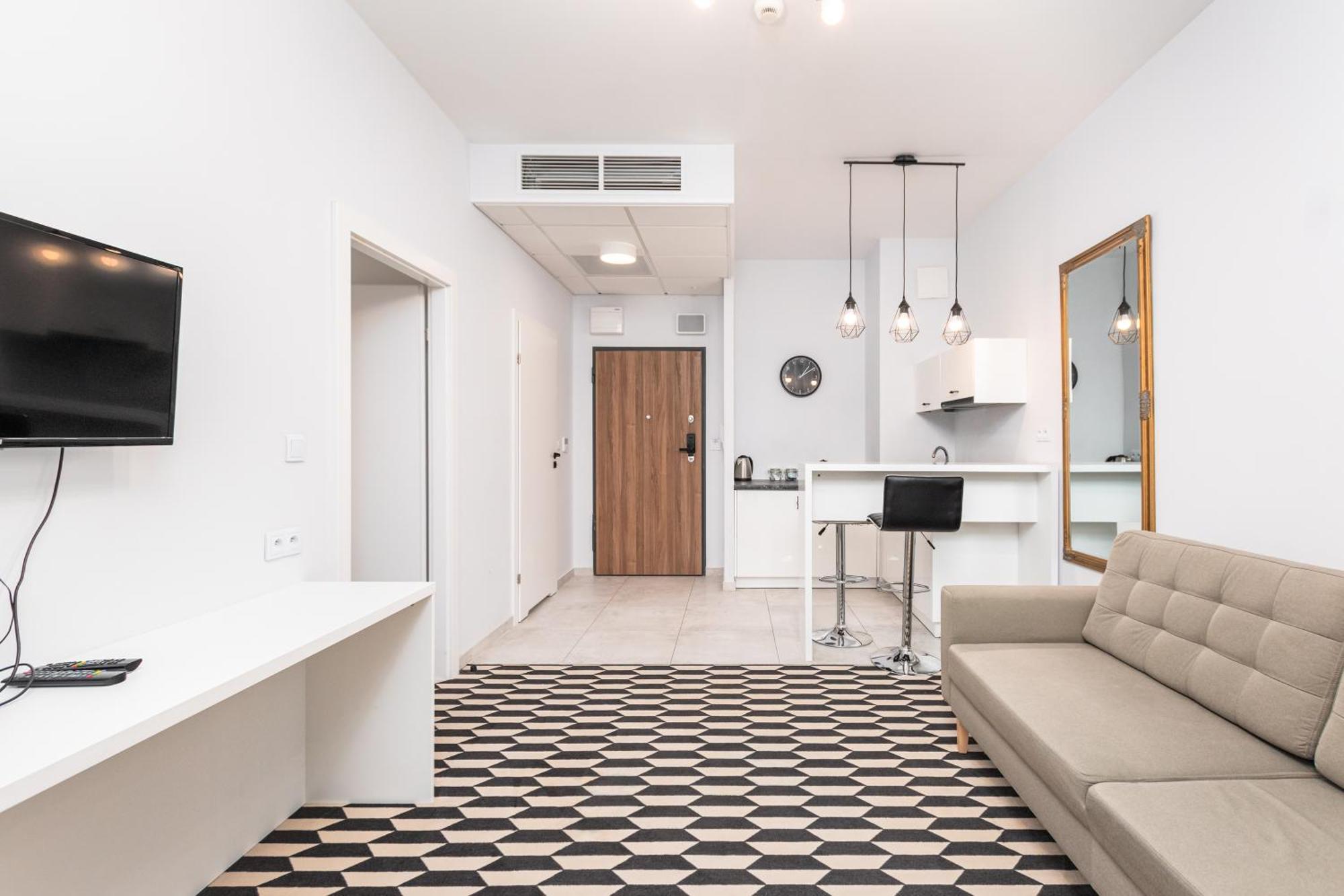Prymasa Tysiaclecia 83A C - D By Homeprime Warsaw Luaran gambar
