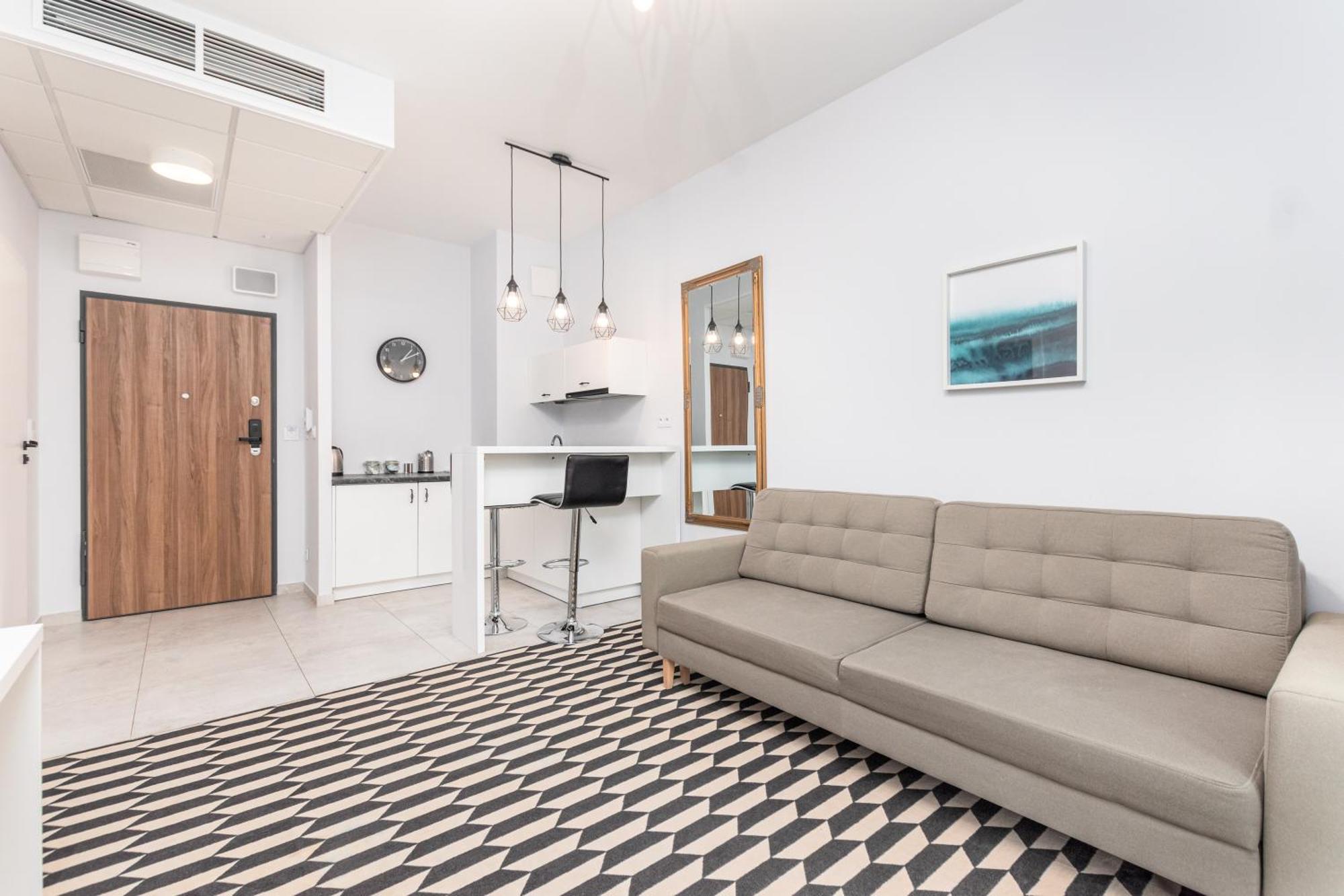 Prymasa Tysiaclecia 83A C - D By Homeprime Warsaw Luaran gambar